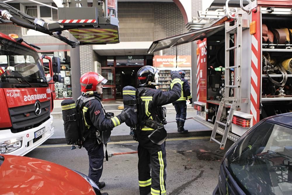 Incendio y desalojo en el centro de San Agustín