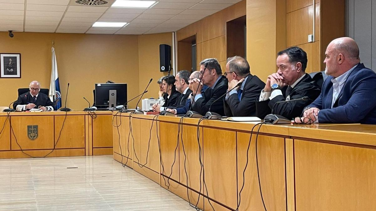 El jurado declara culpables de un delito de cohecho a los tres acusados en el caso Mediador