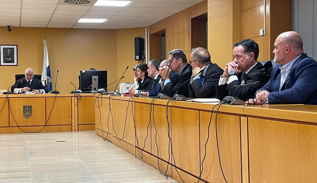 El jurado declara culpables de un delito de cohecho a los tres acusados en el caso Mediador