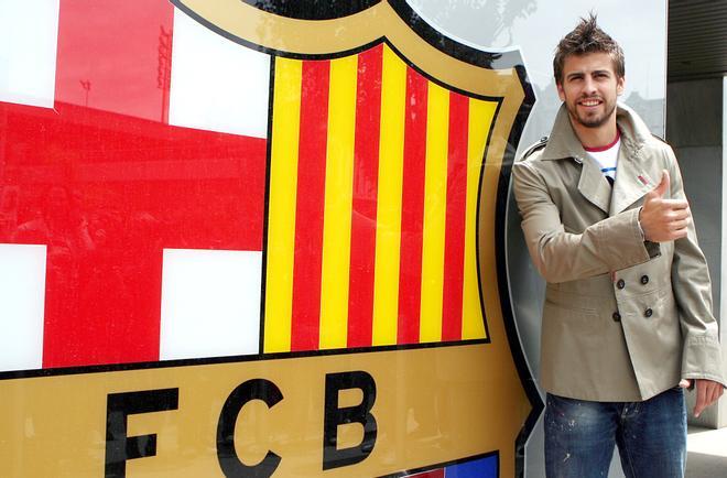 En 2008, firma con el FC Barcelona