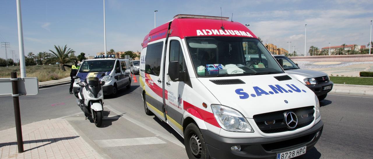 Un traslado de una ambulancia SAMU  en una imagen de archivo