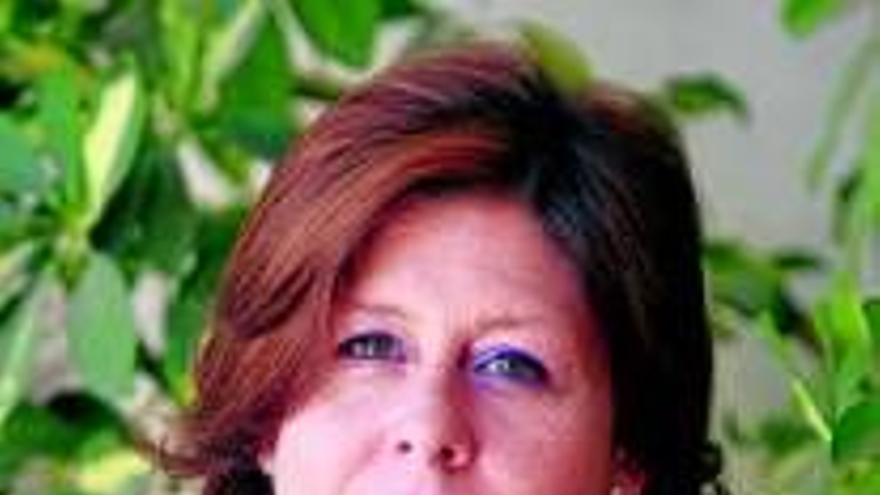 La alcaldesa de Zafra rectifica y no se sube el sueldo un 27%