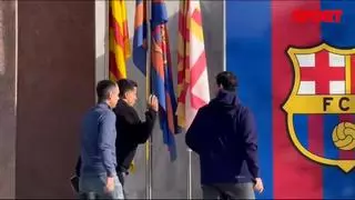 Joao Cancelo llega al Camp Nou para firmar su cesión