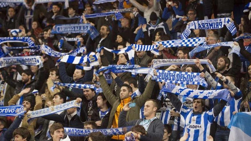 Parte de una grada de Riazor durante el clásico del pasado sábado.