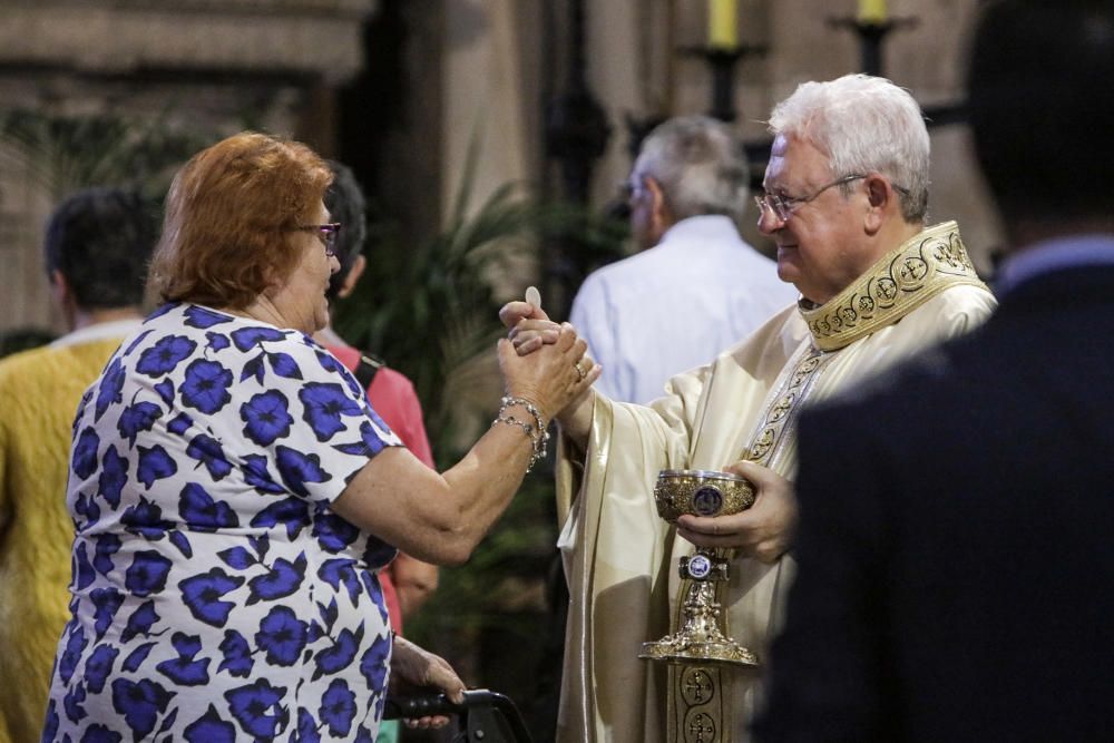 Salinas se despide de Mallorca con una misa en la catedral