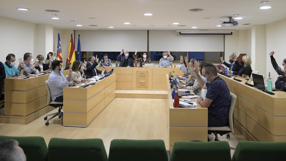 Momento de la votación de la moción socialista