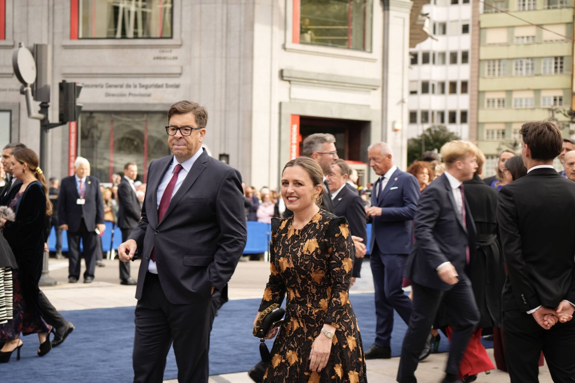 Así fue la llegada de los invitados a los premios "Princesa de Asturias" y su paso por la alfombra azul