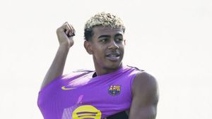 Flick defensa Lamine i diu que té "una actitud molt professional"