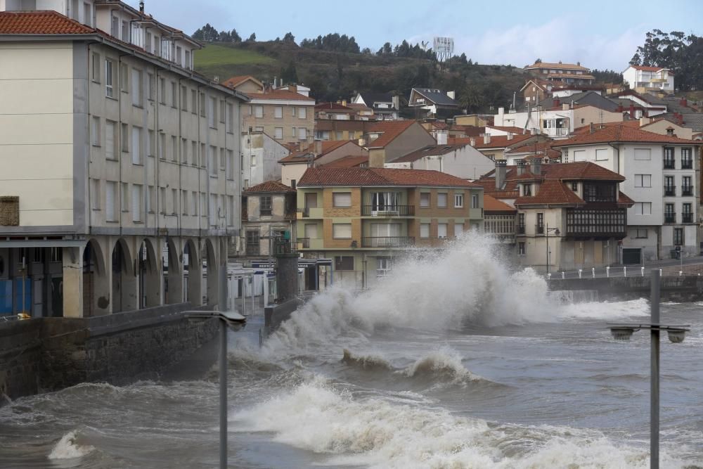 El temporal deja huella en la costa gozoniega