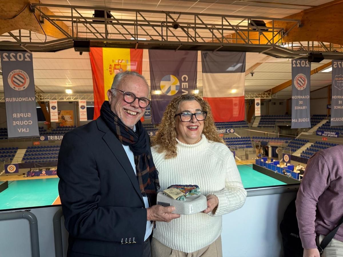 Maribel Zamora, presidenta de la Federació Catalana de Voleibol, i Jean-Charles Caylar, president del Montpellier HSC VB
