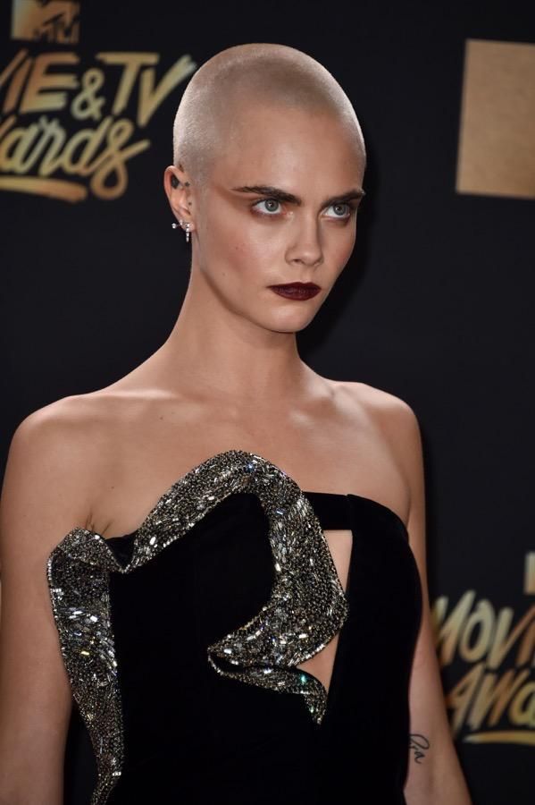 Cara Delevingne: corte al cero