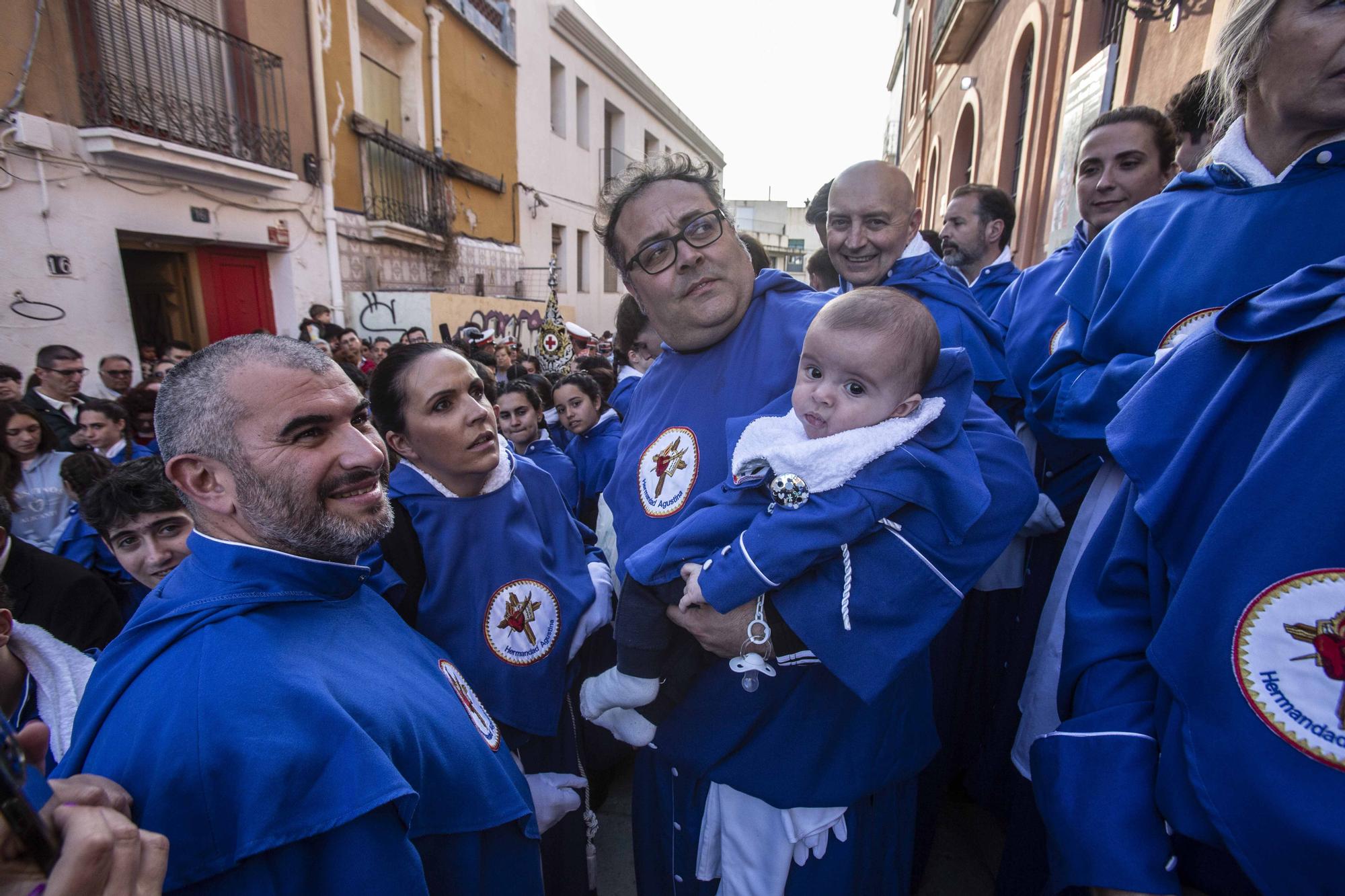 Hermandad Agustina procesiona el Lunes Santo por las calles del casco antiguo