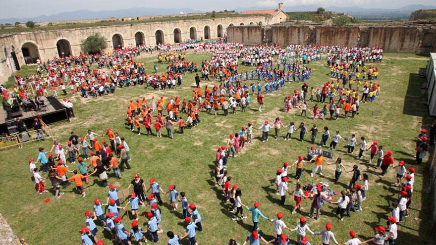 Ballada de sardanes al Castell.