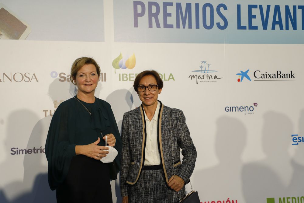 Photocall de los invitados a la gala de los Premios Levante-EMV 2021