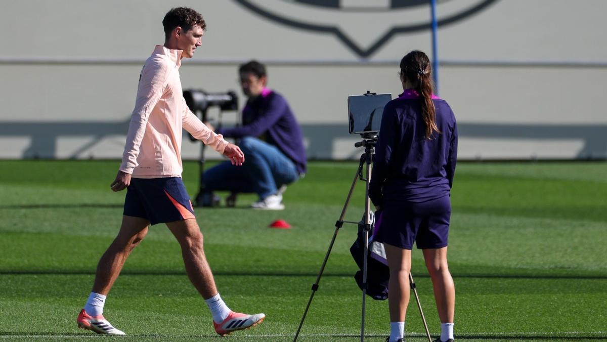 Christensen se retiró del entrenamiento previo al Brujas - FC Barcelona