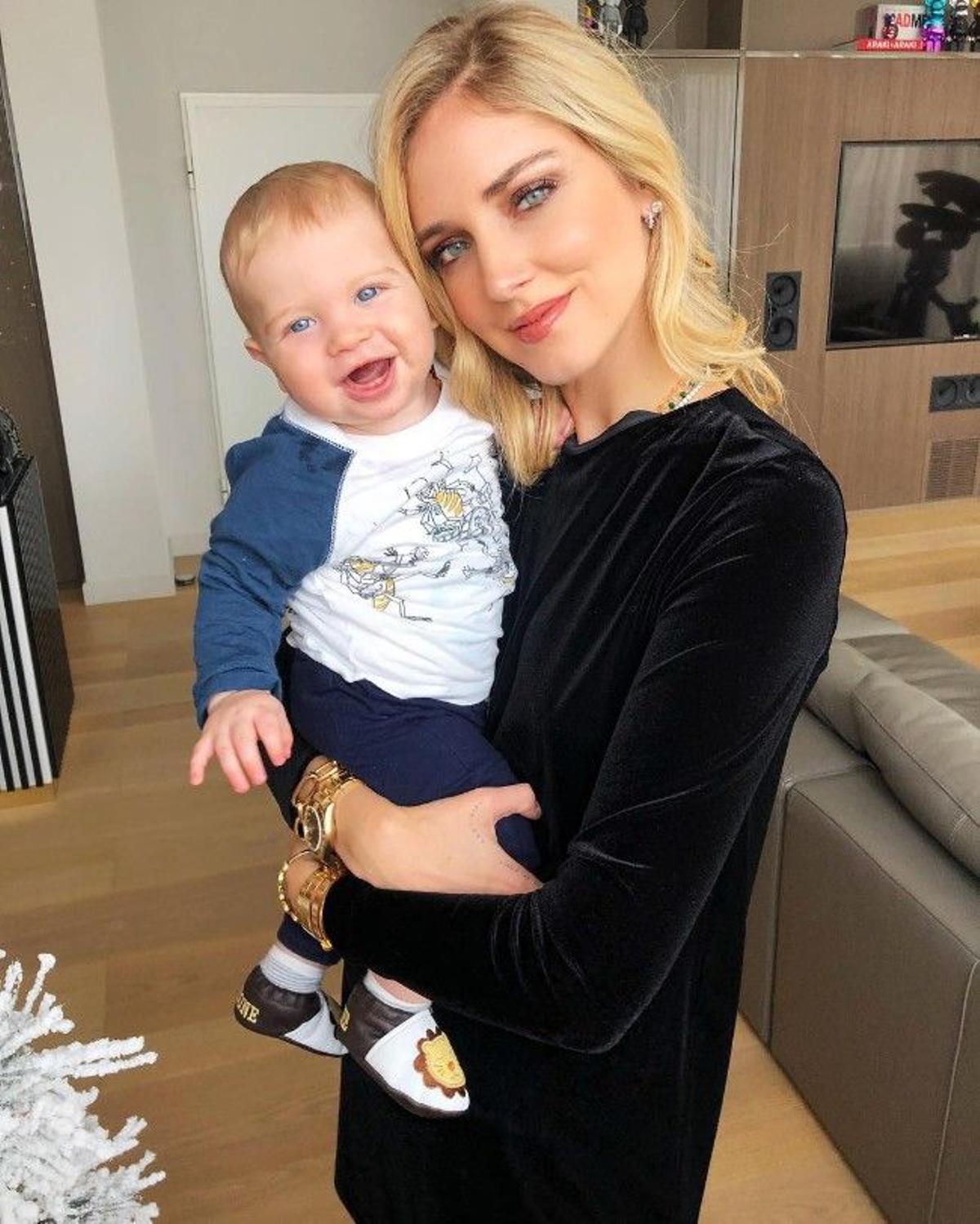 Chiara Ferragni y su hijo Leoncino en Navidad