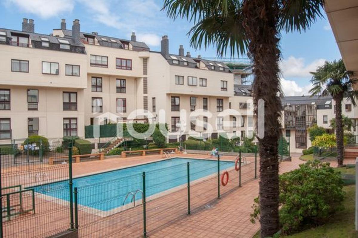 Dúplex con garaje y piscina en venta en centro de A Coruña