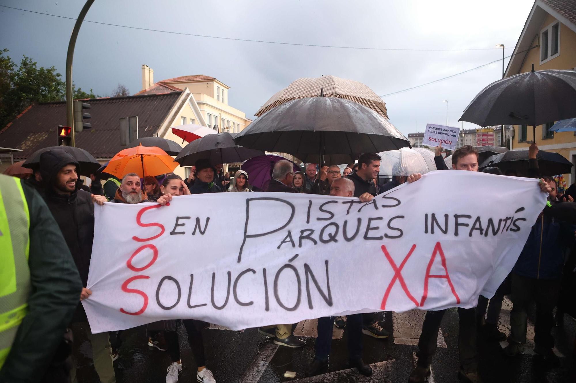 Protesta en O Temple pidiendo más pistas y parques