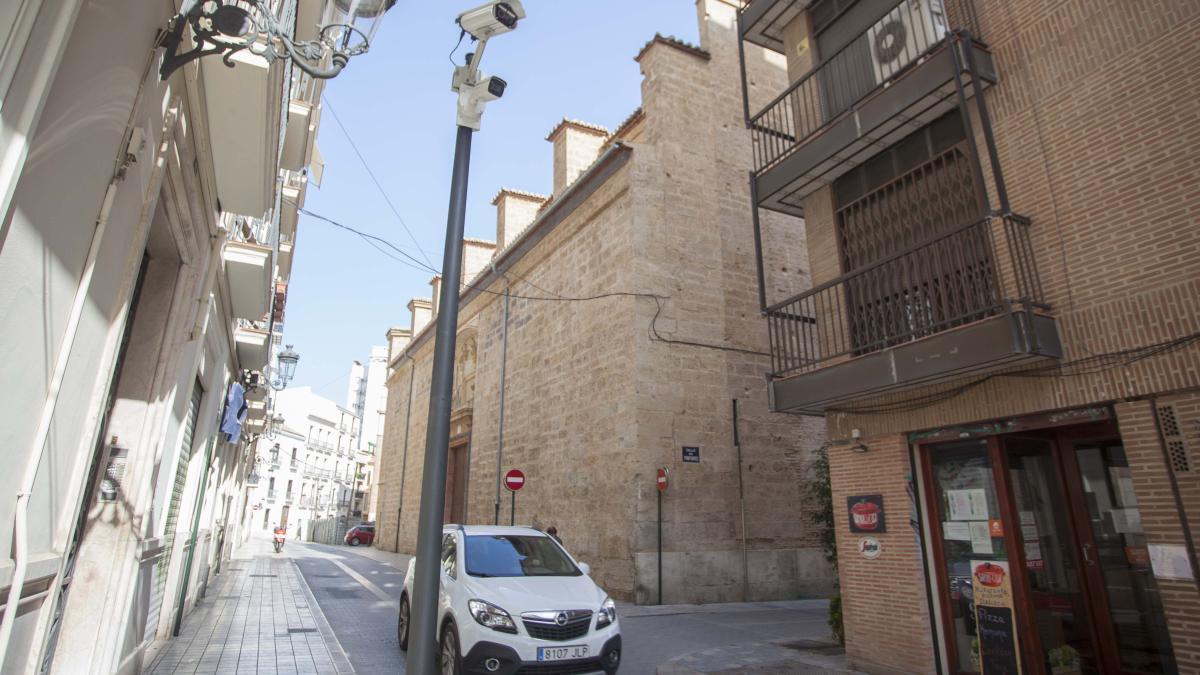 Las cámaras situadas en los accesos a Ciutat Vella comenzarán a multar desde el 1 de abril