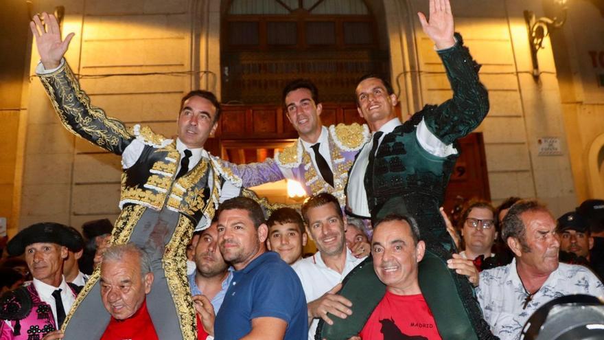 Ponce se despide de Alicante con honores en una tarde rotunda de Rufo