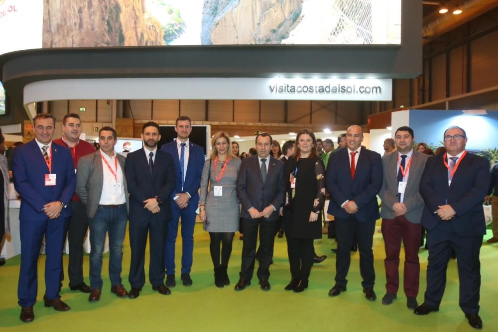 Los pueblos de Málaga, la presentación de la salida de la Vuelta a España desde Málaga y la presencia del consejero, Javier Fernández, protagonistas este jueves en Fitur.