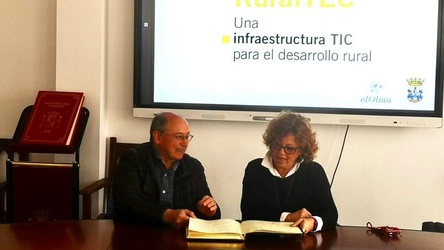 Bueno cree que Aras de los Olmos será &quot;centro de referencia autonómico&quot; para la innovación en entorno rural