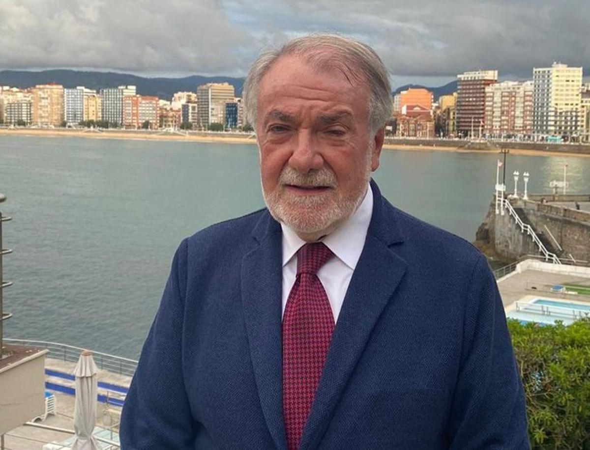 Jaime Mayor Oreja, durante una visita a Gijón. | LNE