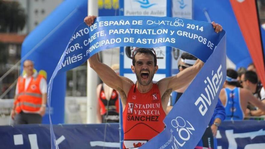 Jesús Sánchez logra la medalla de plata en el Cto. de España de Acuatlón