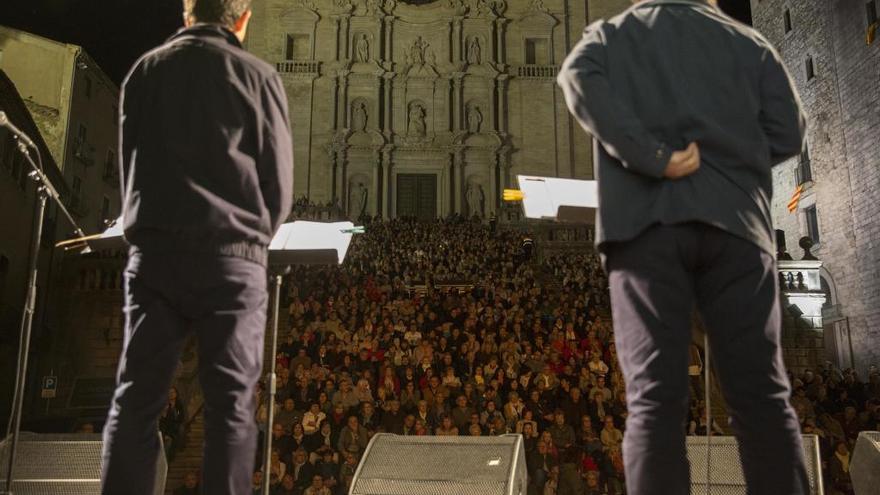 La cantada d&#039;havaneres homenatja  el baríton  Arseni Girbal