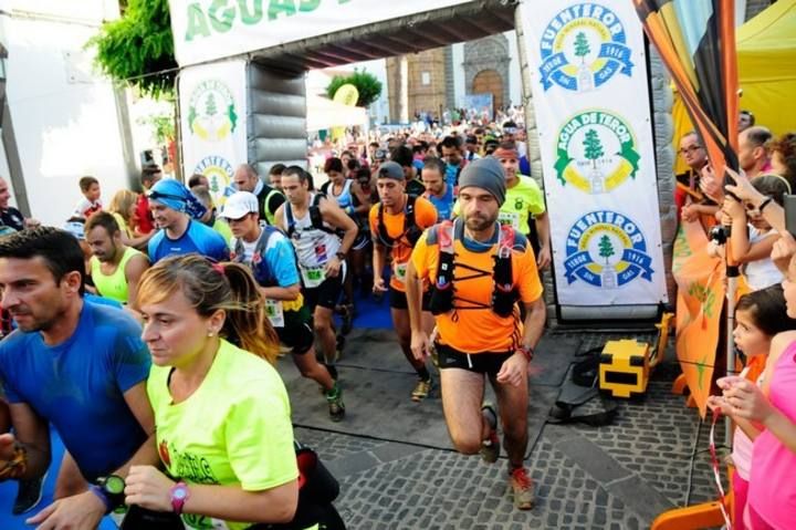 Salida de la carrera Desafio de los Picos en Teror, con la participacion del consejero de Economia e Industria del Gobierno de Canarias  Pedro Ortega