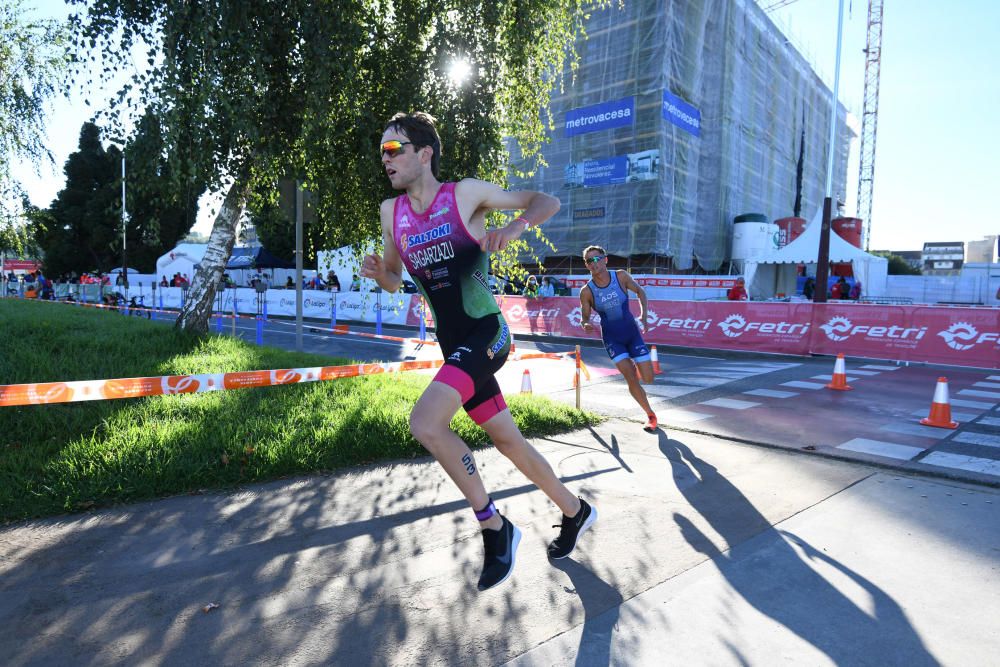 Los favoritos cumplen en el Campeonato de España de Triatlón Sprint en Pontevedra