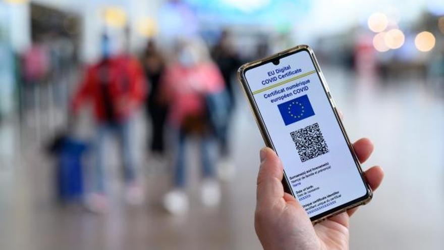 Cómo obtener el digital covid pass que te permite viajar por Europa.
