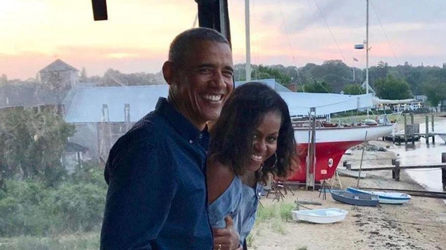 Los Obama se declaran públicamente su amor