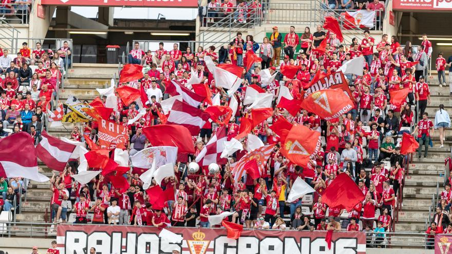 La temporada del Real Murcia se podrá ver en streaming y TDT