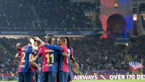 El Barça s’assegura Montjuïc per si no reobre el Camp Nou