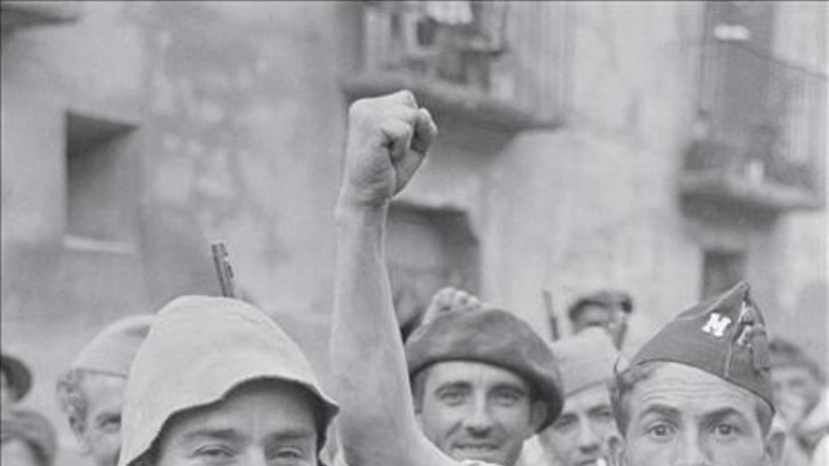 Milicianos de la columna Trueba-del Barrio en Grañén, el 14 de septiembre de 1936.