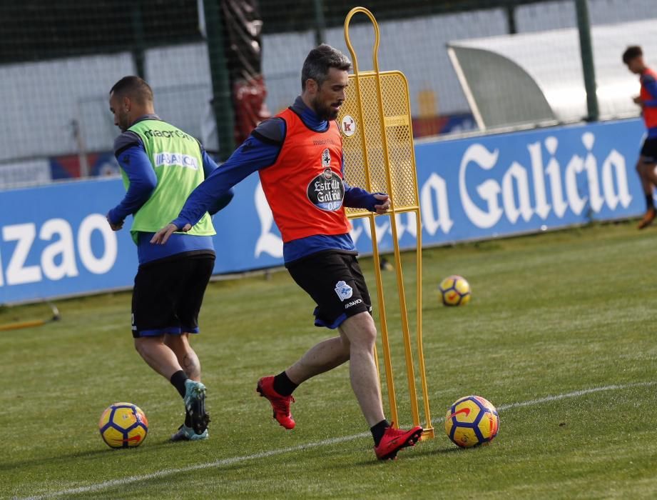 La defensa, trabajo de todos en el Deportivo