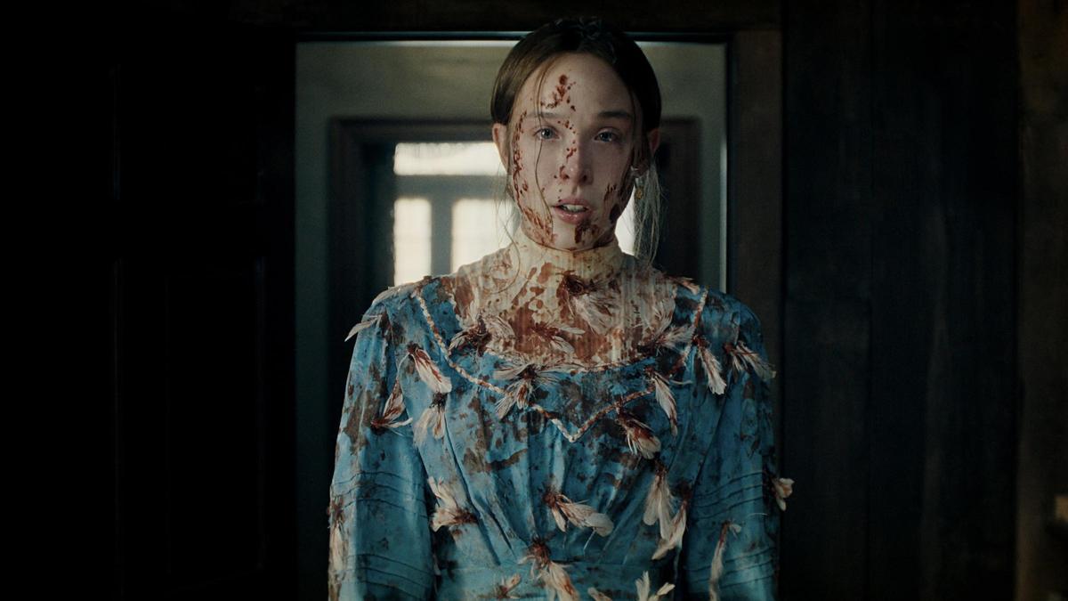 Ella Beatty (Lizzie Borden) en un fotograma de 'Monstruo: la historia de Lizzie Borden'
