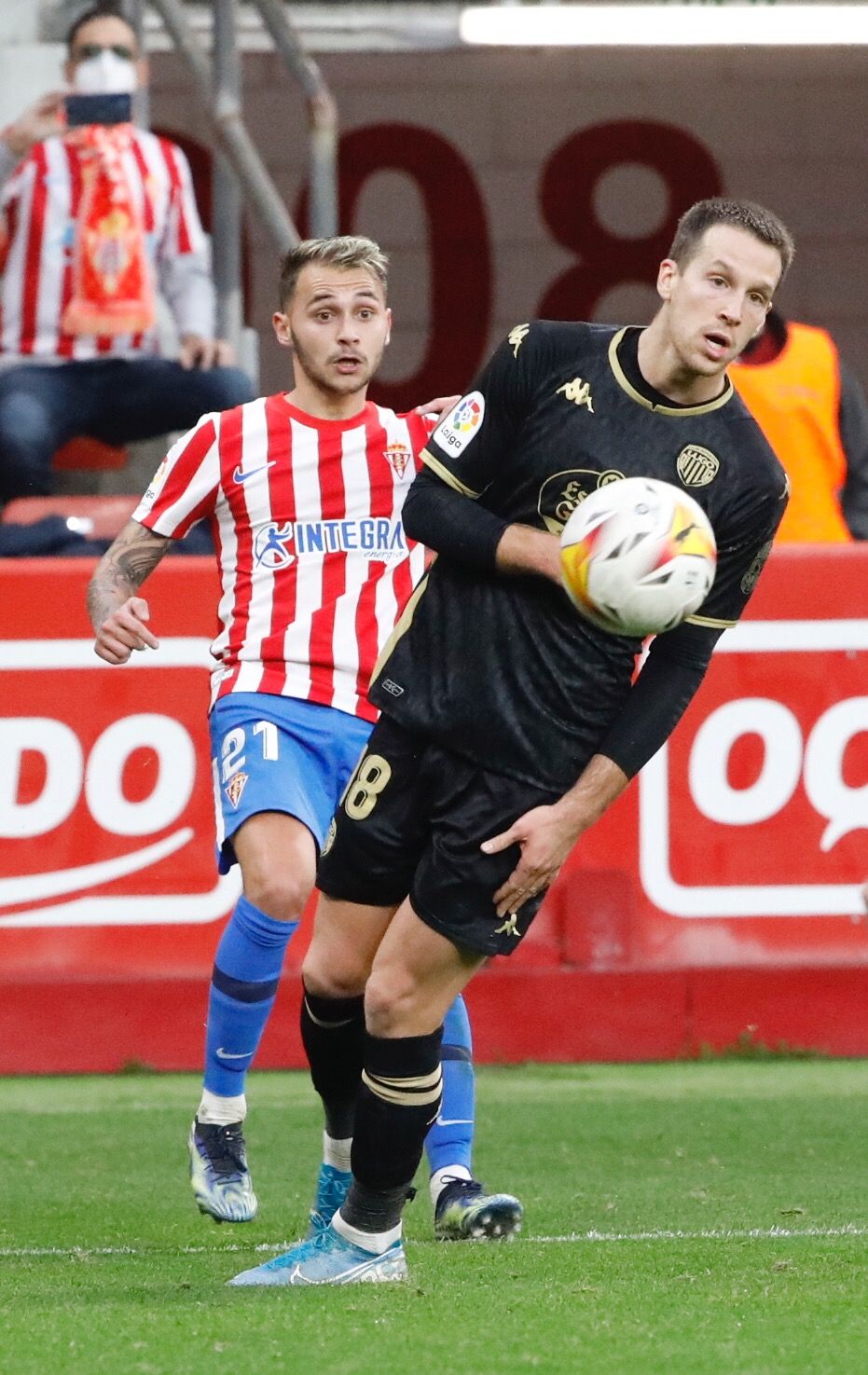 El partido entre el Sporting y el Lugo, en imágenes