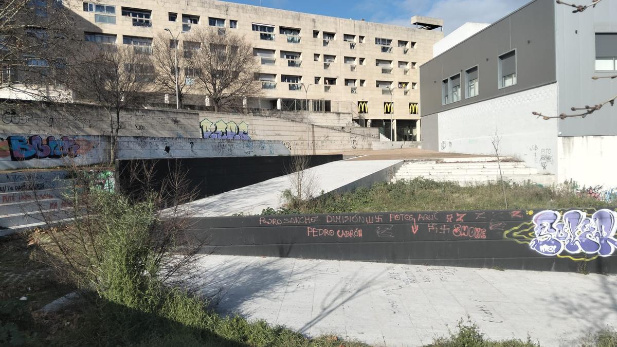 Brea iniciará este mes en Plasencia los murales sobre el trabajo conjunto de Robe y Manolo Chinato.
