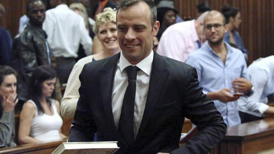 Pistorius logra la libertad bajo fianza de 600 euros hasta que haya sentencia