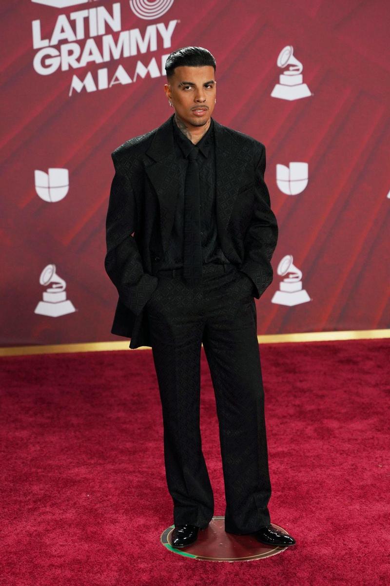 Rauw Alejandro asistió solo al evento