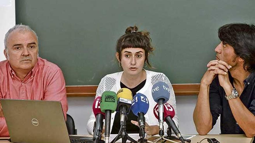 Onofre Rullan, Sònia Vives y Jesús M. González ayer en la presentación del estudio.