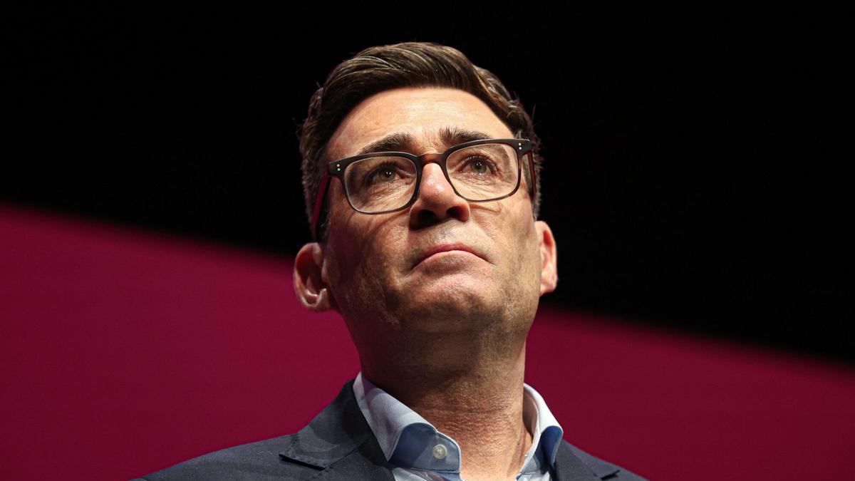 La puesta en libertad anticipada de presos de cárceles de Inglaterra y Gales sacude al Gobierno de Andy Burnham