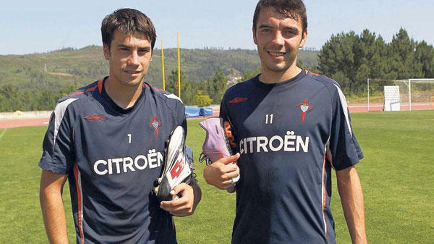 Iago Aspas y Dani Abalo, ayer en Melgaço tras la sesión matutina de entrenamiento. // Ricardo Grobas