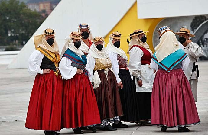 “Aduares Agrupación” antes de su actuación. | M. V. 