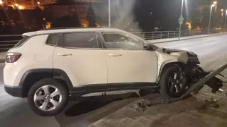 Un menor de 16 años detenido por chocar y abandonar el coche de su padre en Plasencia