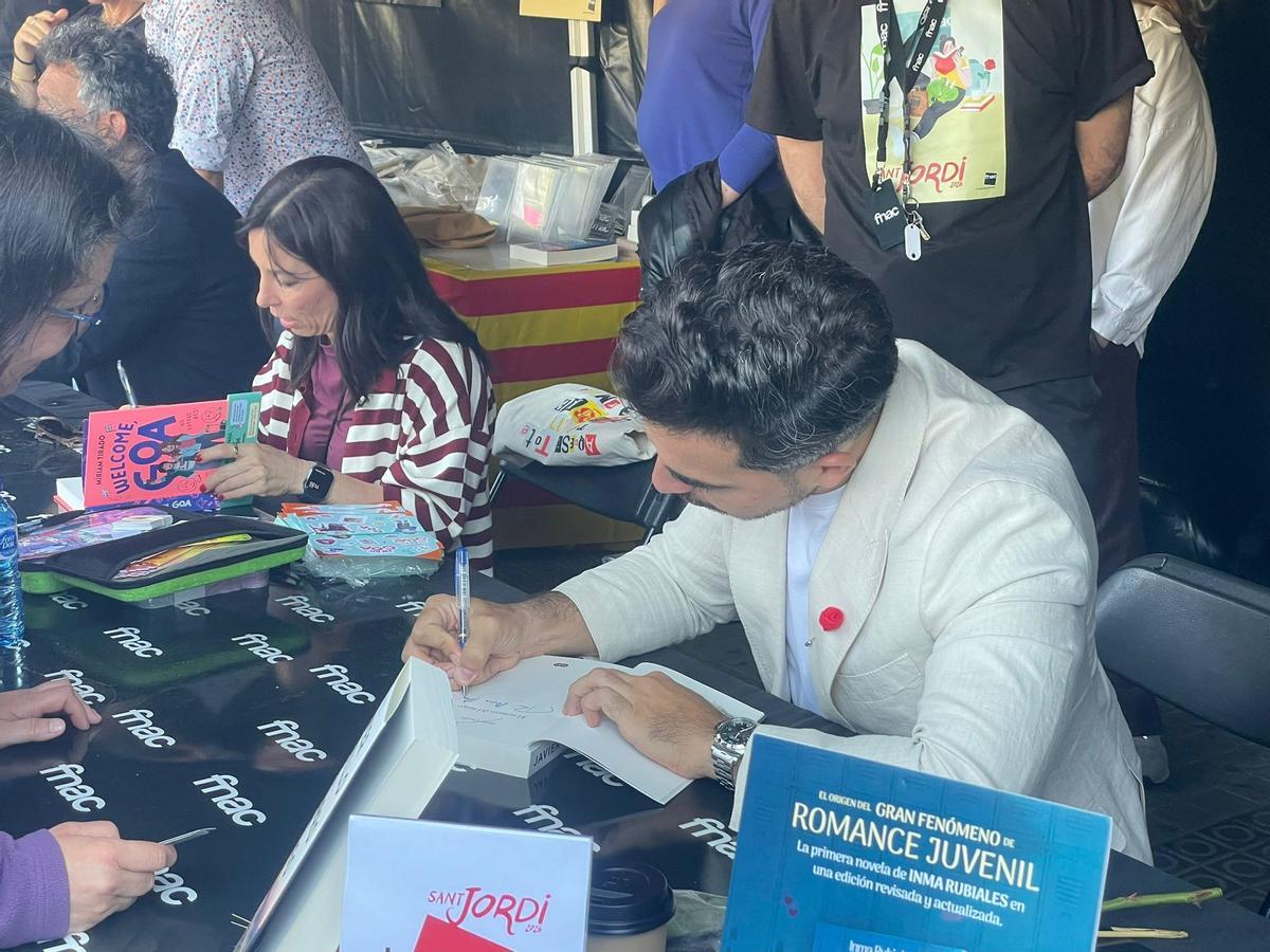 El escritor Javier Castillo.