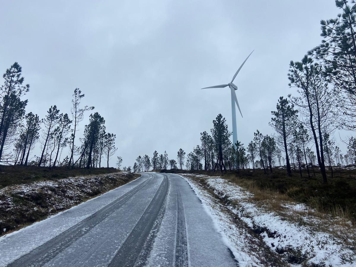 Primeras nieves en el Candán.