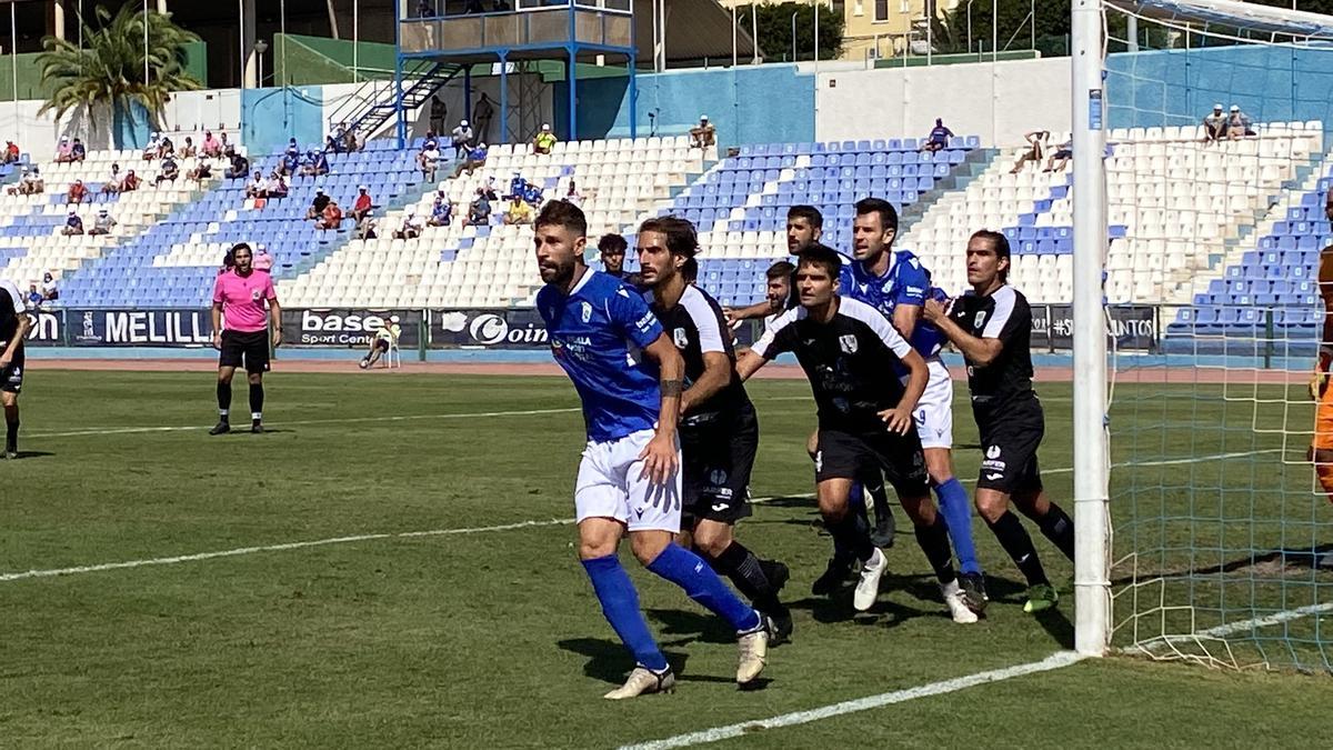 Una imagen del encuentro entre el Melilla y el Mar Menor